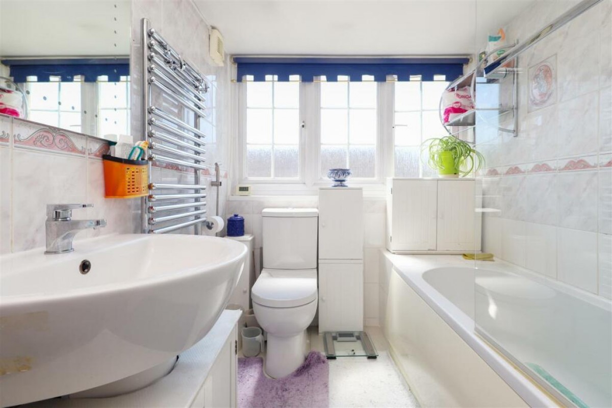 Copperfield Avenue, Hillingdon, UB8 3NX