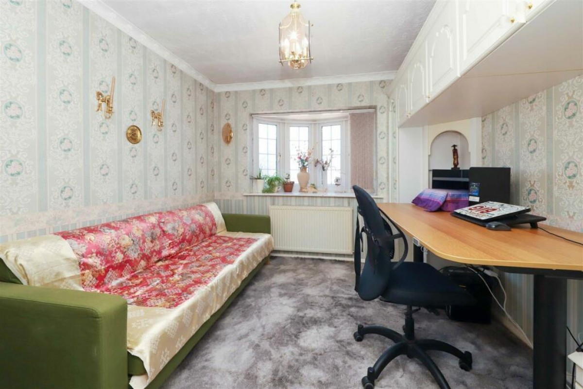 Copperfield Avenue, Hillingdon, UB8 3NX