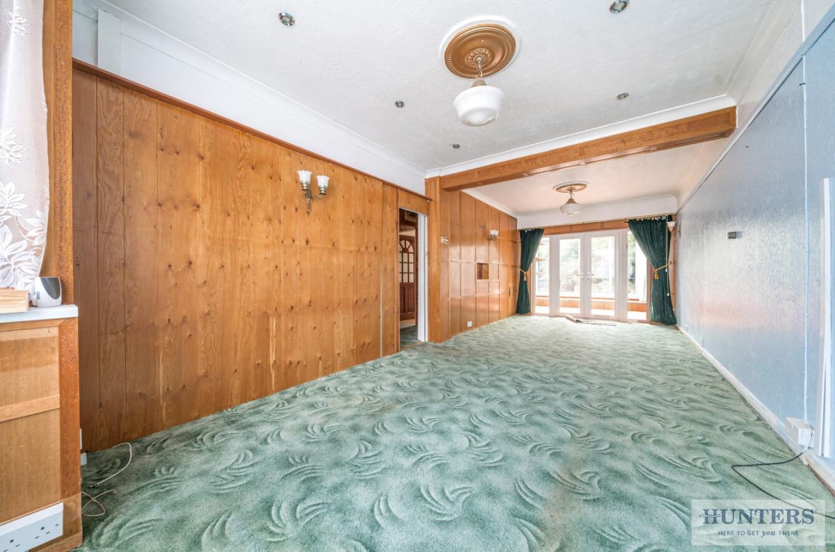 Iris Crescent, Bexleyheath, Kent, DA7 5QB