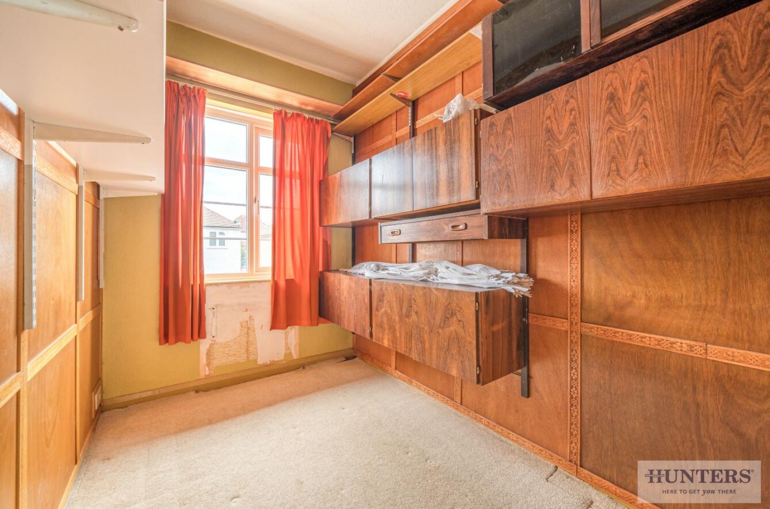 Iris Crescent, Bexleyheath, Kent, DA7 5QB