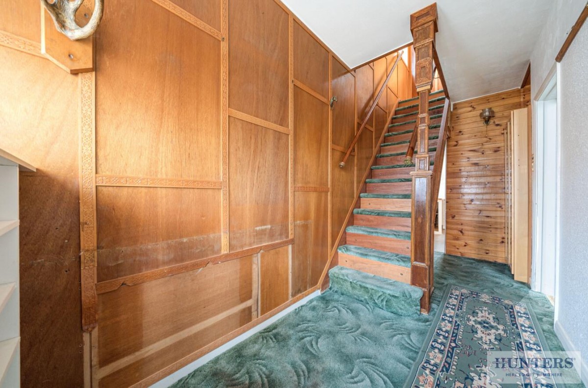 Iris Crescent, Bexleyheath, Kent, DA7 5QB