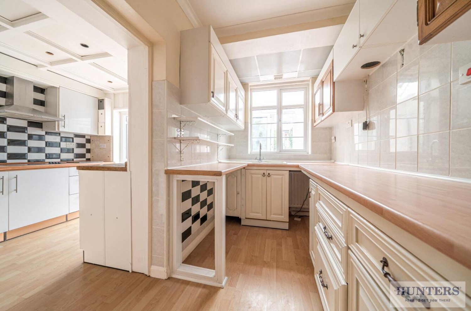 Iris Crescent, Bexleyheath, Kent, DA7 5QB