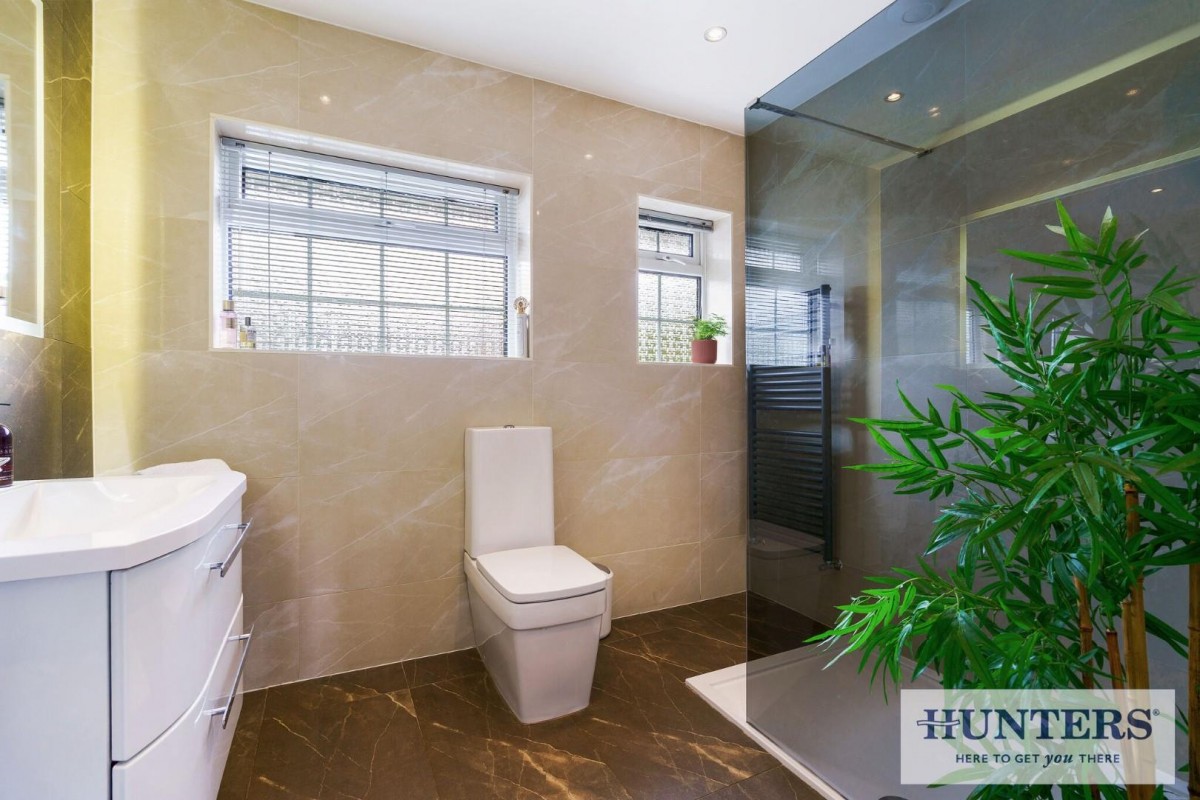 Renton Lea, Guiseley, Leeds