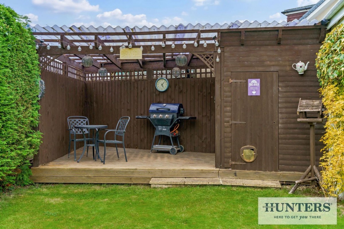 Renton Lea, Guiseley, Leeds