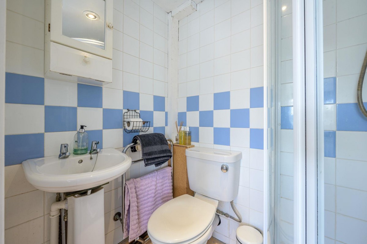 Mellowdew Road, Stourbridge, DY8 5NQ