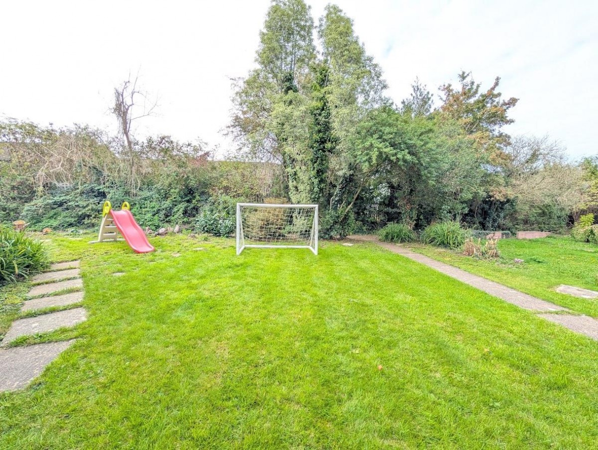 Regents Close, Thornbury, Bristol