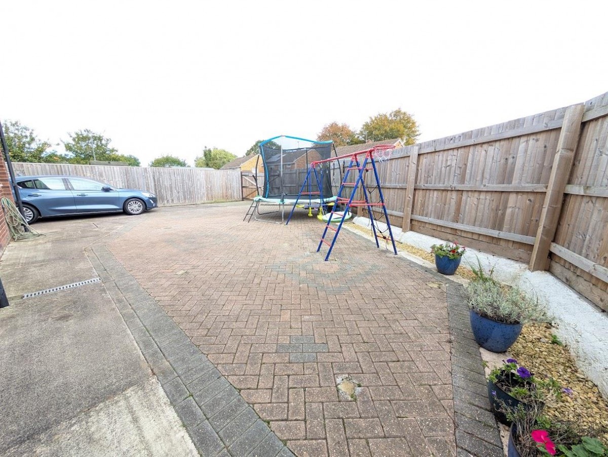 Regents Close, Thornbury, Bristol