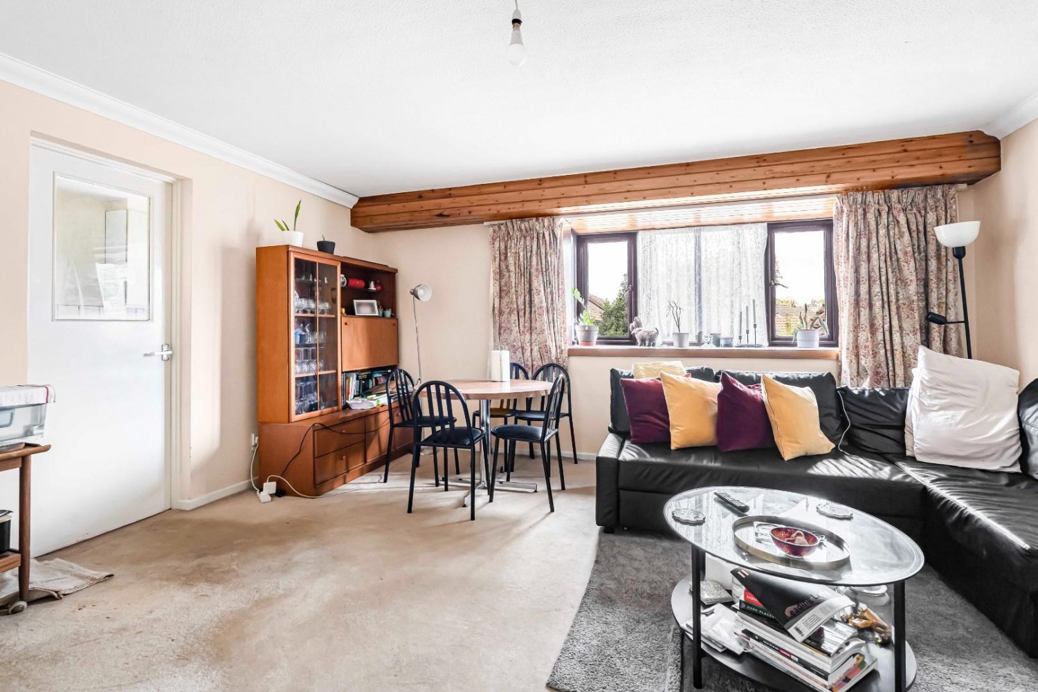 Allendale Close, London, SE5