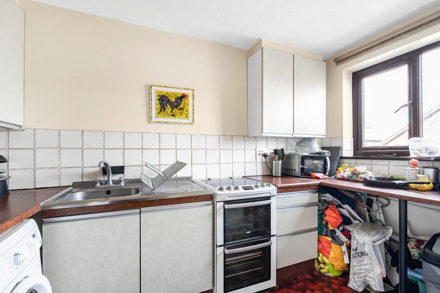 Allendale Close, London, SE5