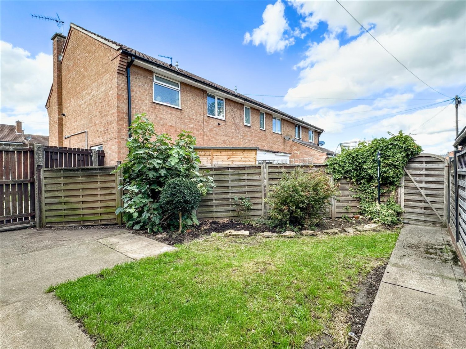 Crabmill Close, Easingwold, York, YO61 3BX