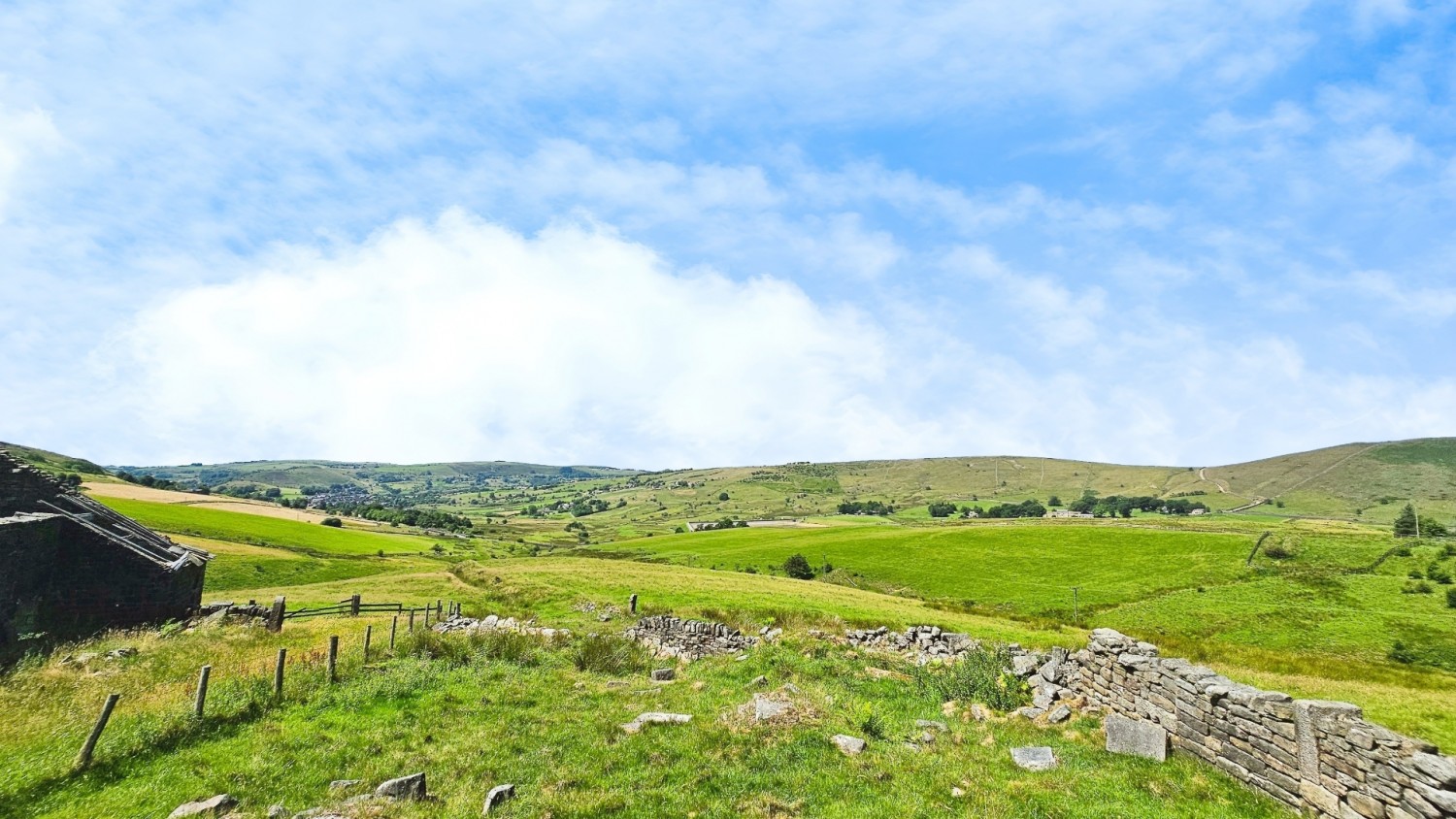 Higher Castleshaw Farm, Delph, Saddleworth