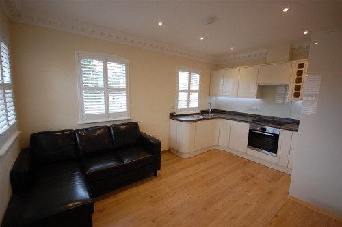 Castle Crescent, Reading