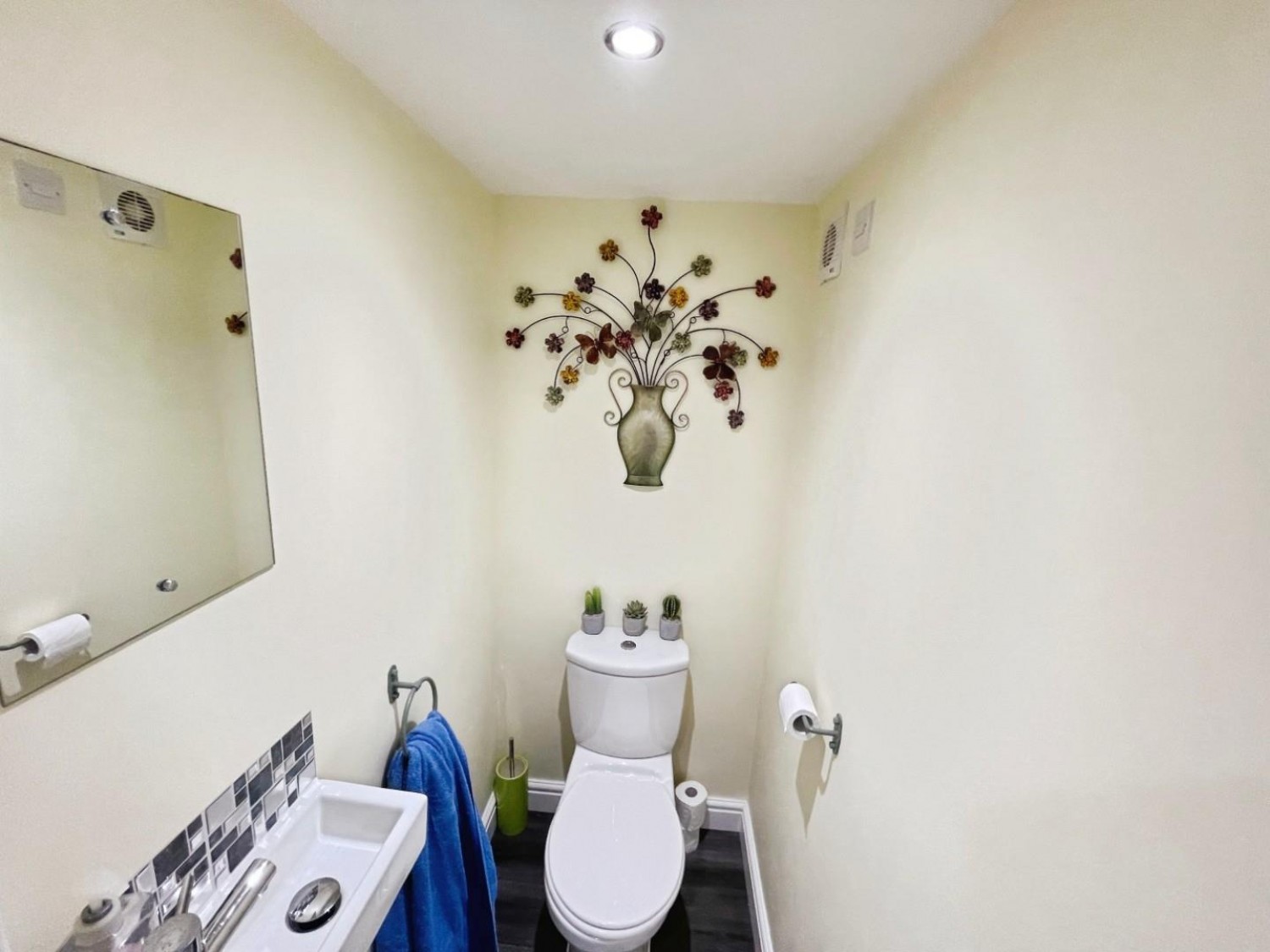 Seacombe Drive, Great Sutton, Ellesmere Port