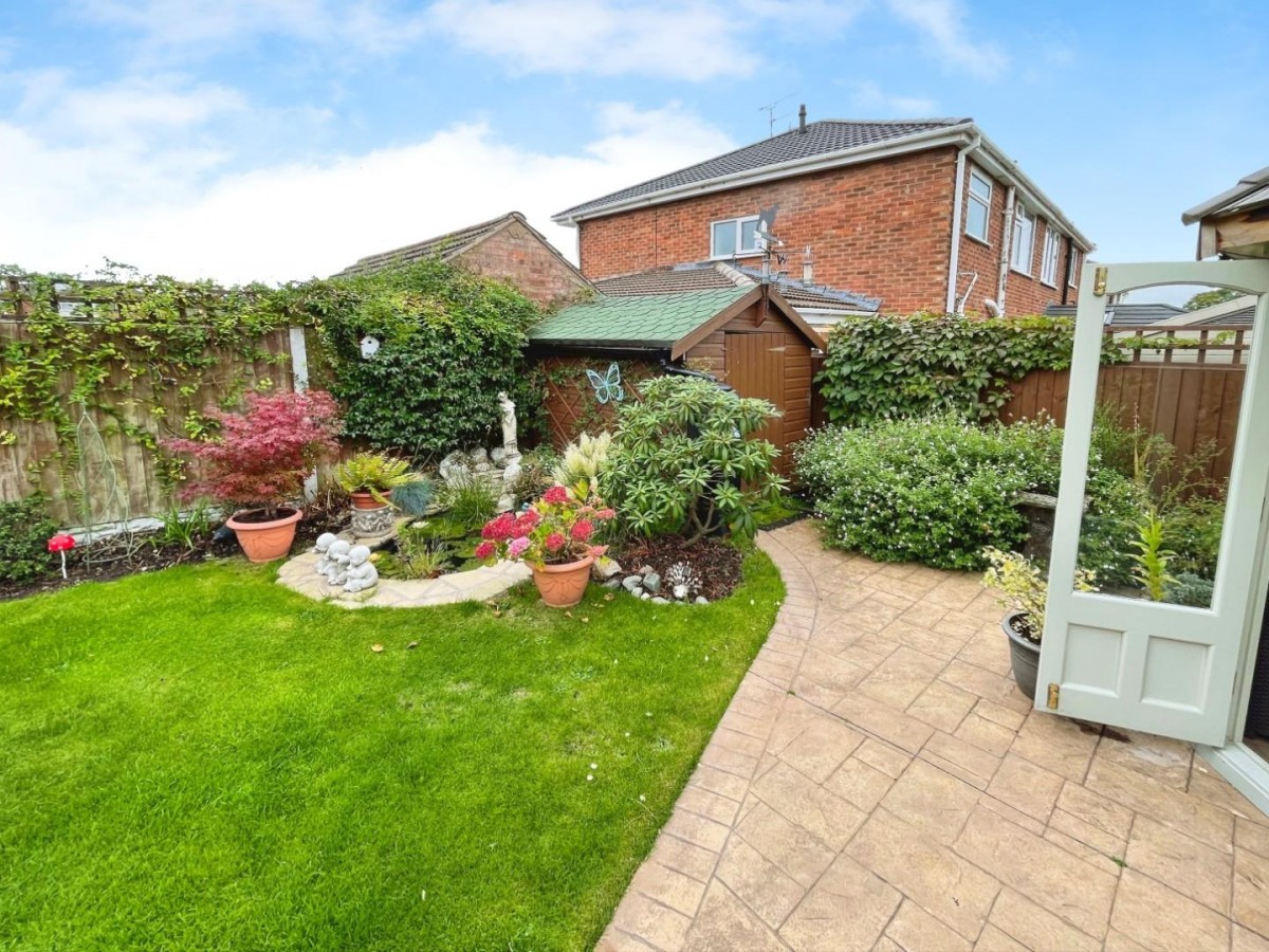 Seacombe Drive, Great Sutton, Ellesmere Port