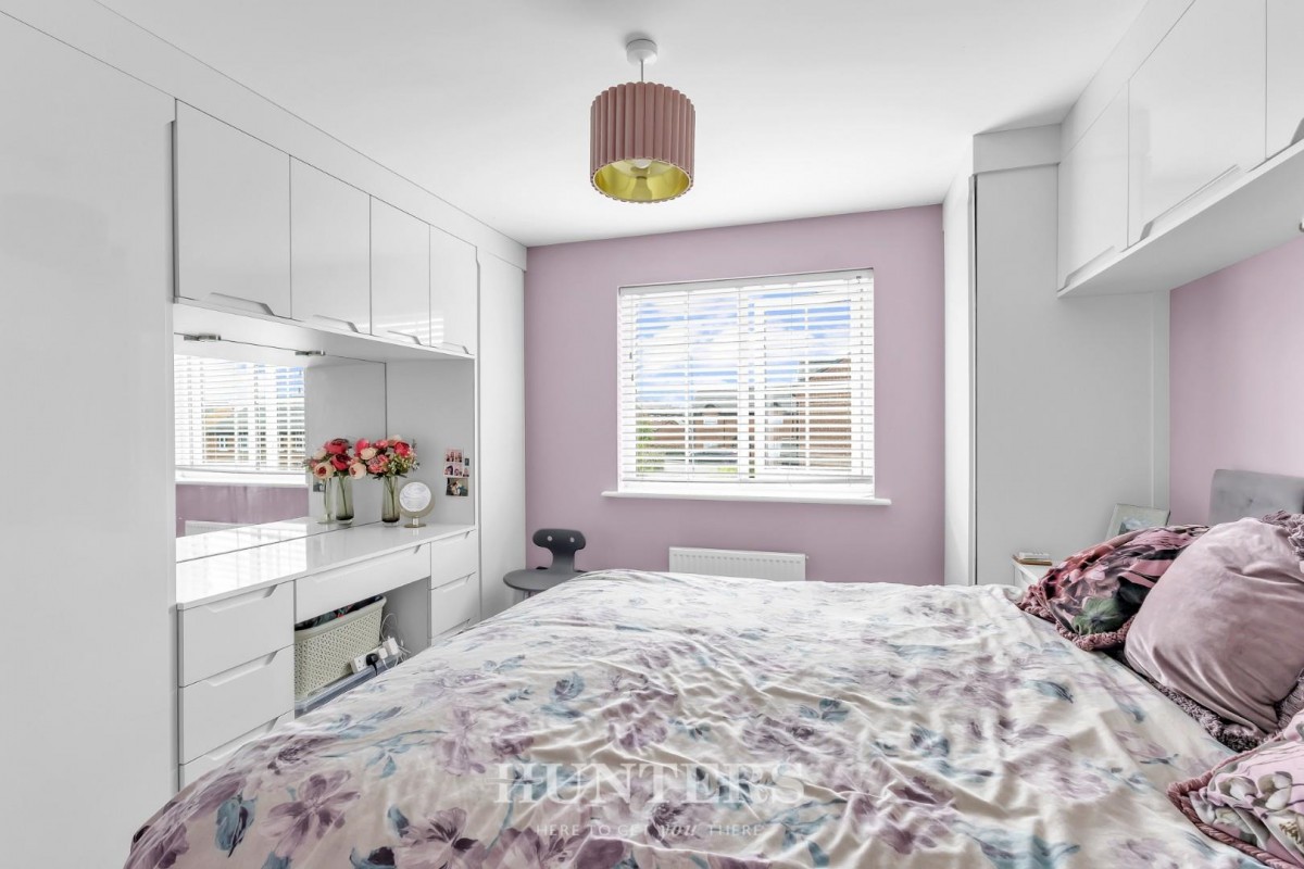 Harter Close, Middleton M24