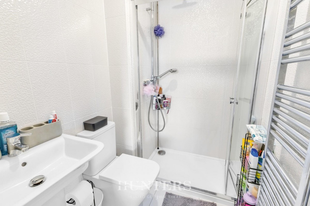 Harter Close, Middleton M24