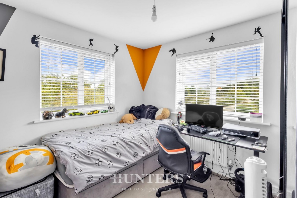 Harter Close, Middleton M24