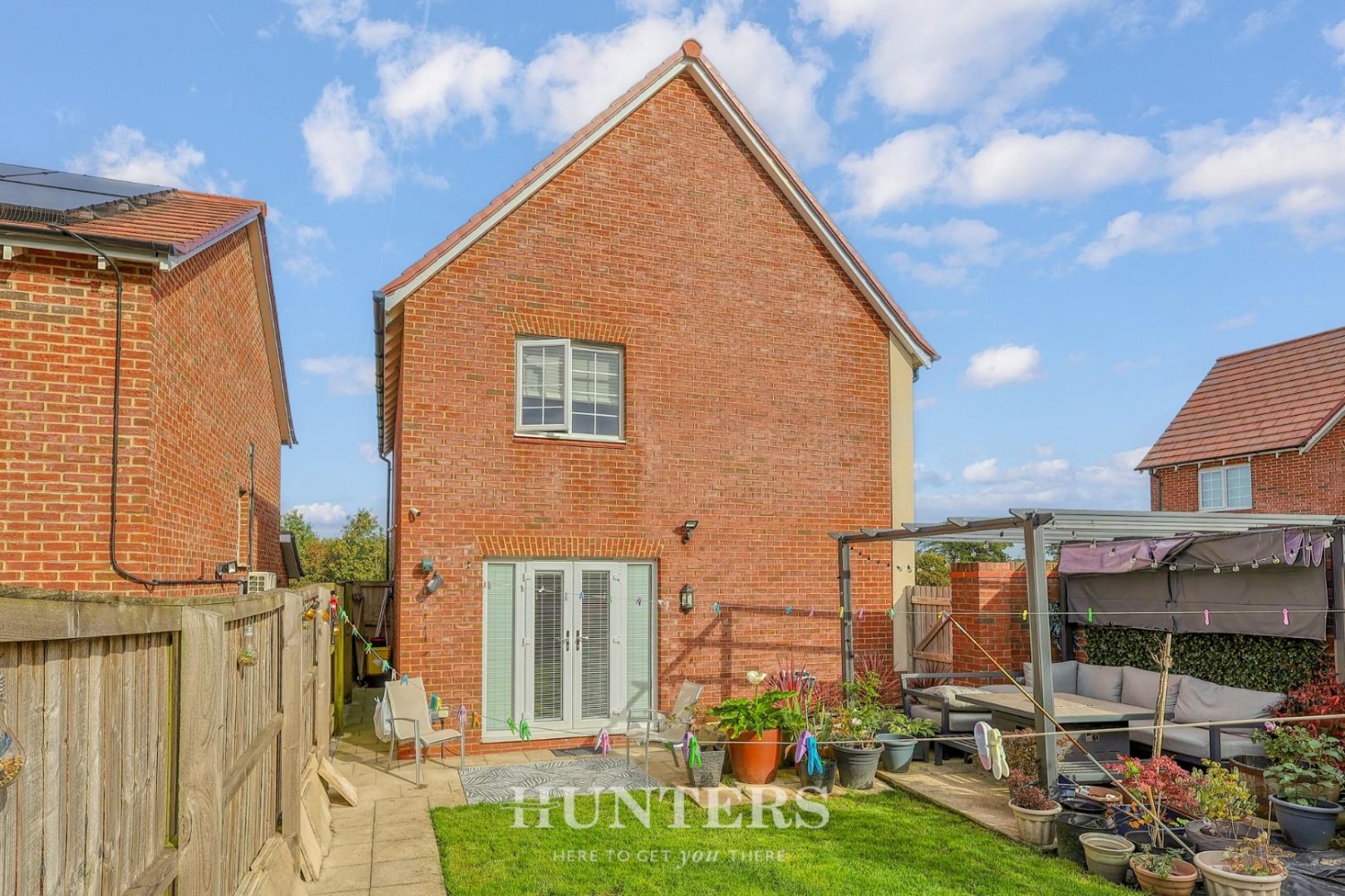 Harter Close, Middleton M24