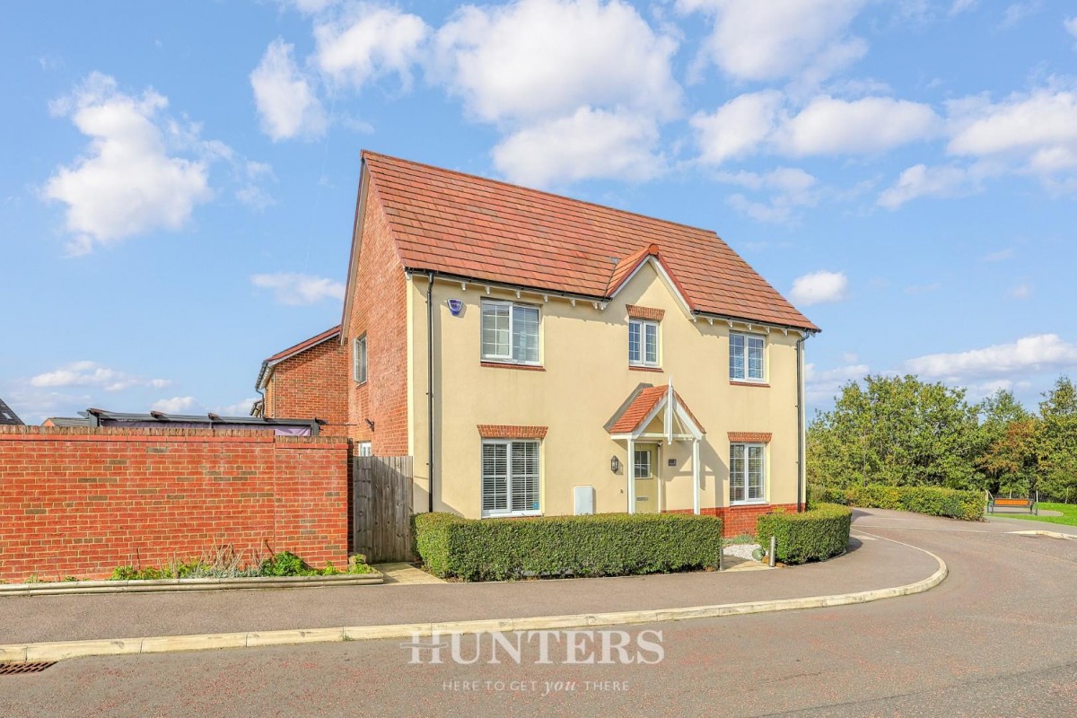 Harter Close, Middleton M24