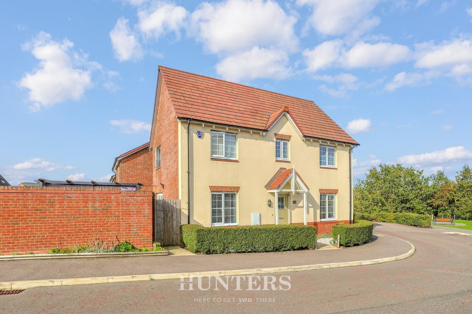 Harter Close, Middleton M24