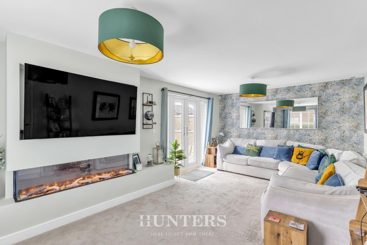 Harter Close, Middleton M24