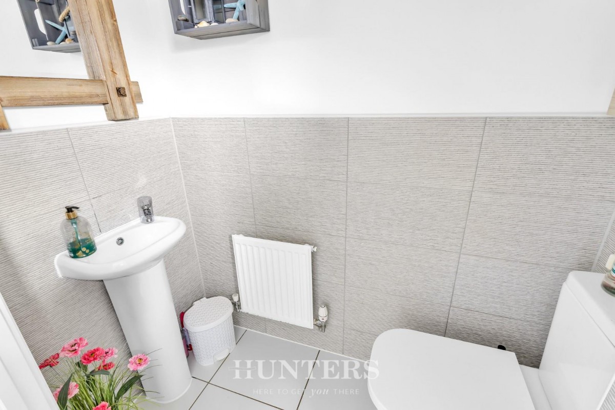 Harter Close, Middleton M24