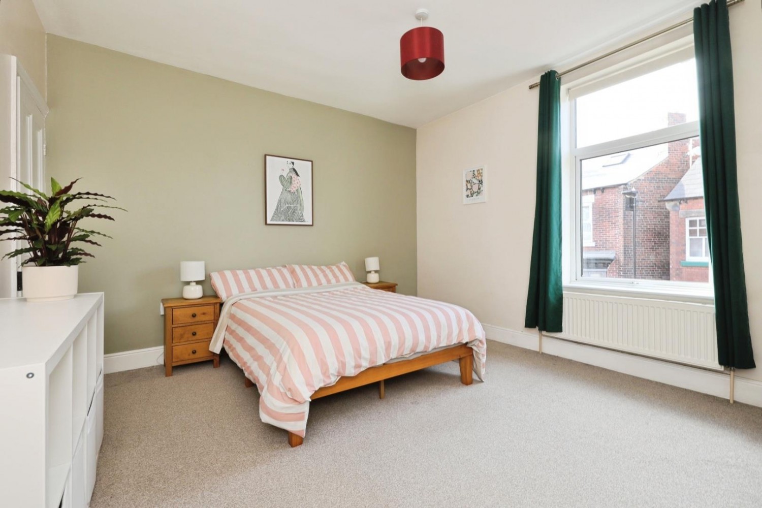 Woodbank Crescent, Meersbrook, Sheffield, S8 9EF