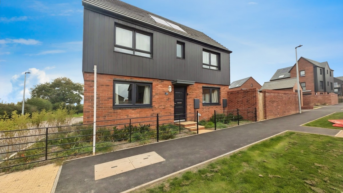 Hutchinson Road, Yate, Bristol