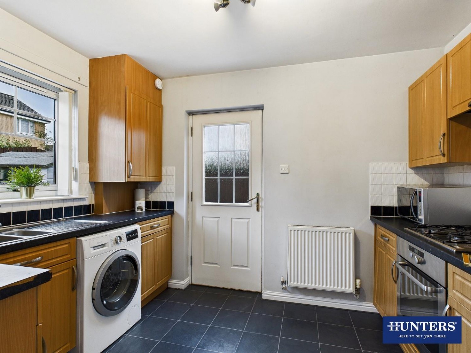 Lockhart Gardens, Annan