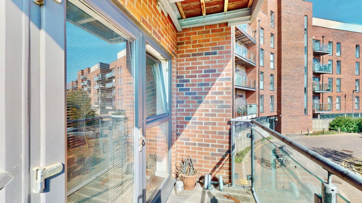 Chancellor Way, Dagenham, RM8