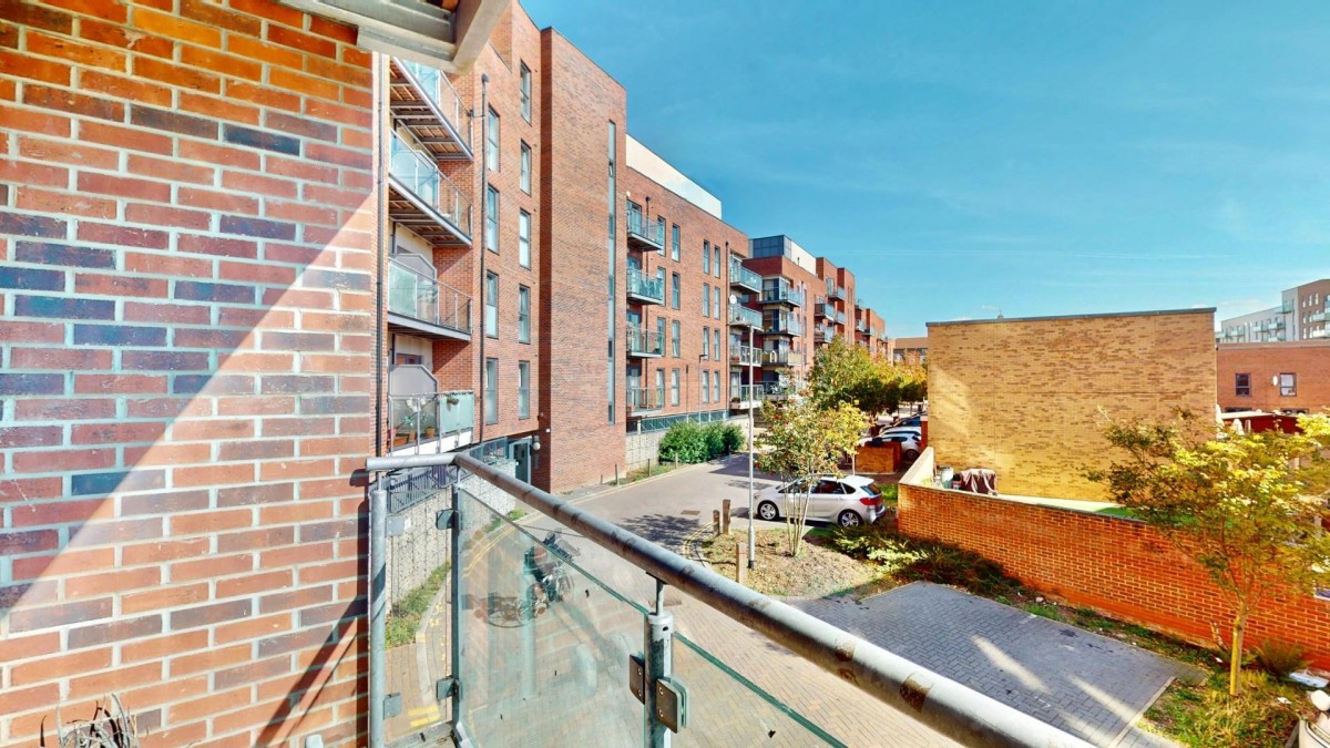 Chancellor Way, Dagenham, RM8