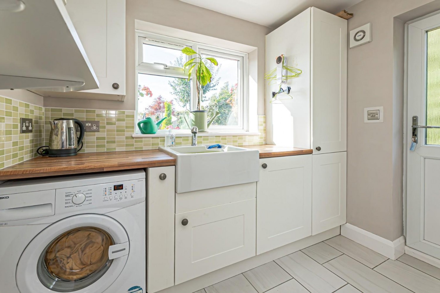 Hill Close, Wingfield