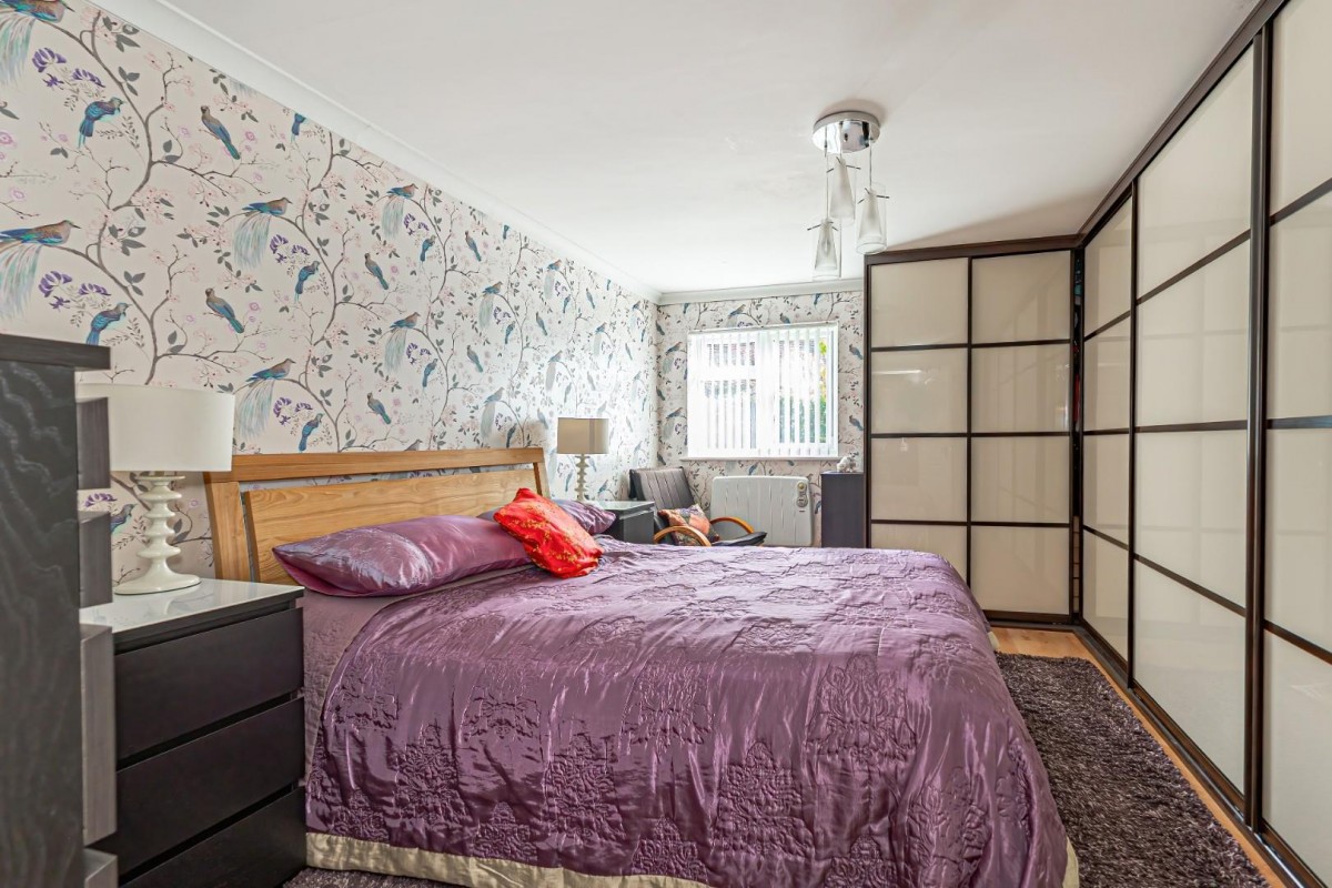 Hill Close, Wingfield