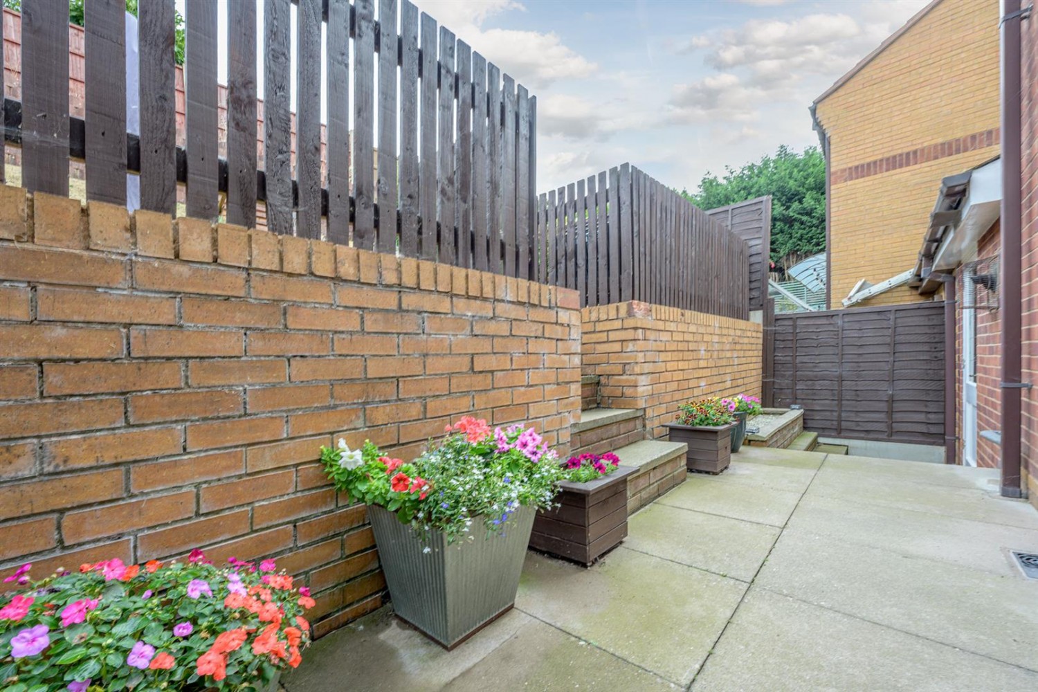 Surrey Drive, Kingswinford, DY6 8HR