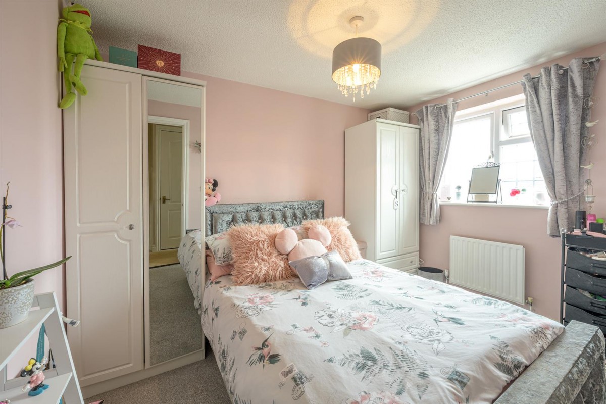 Surrey Drive, Kingswinford, DY6 8HR