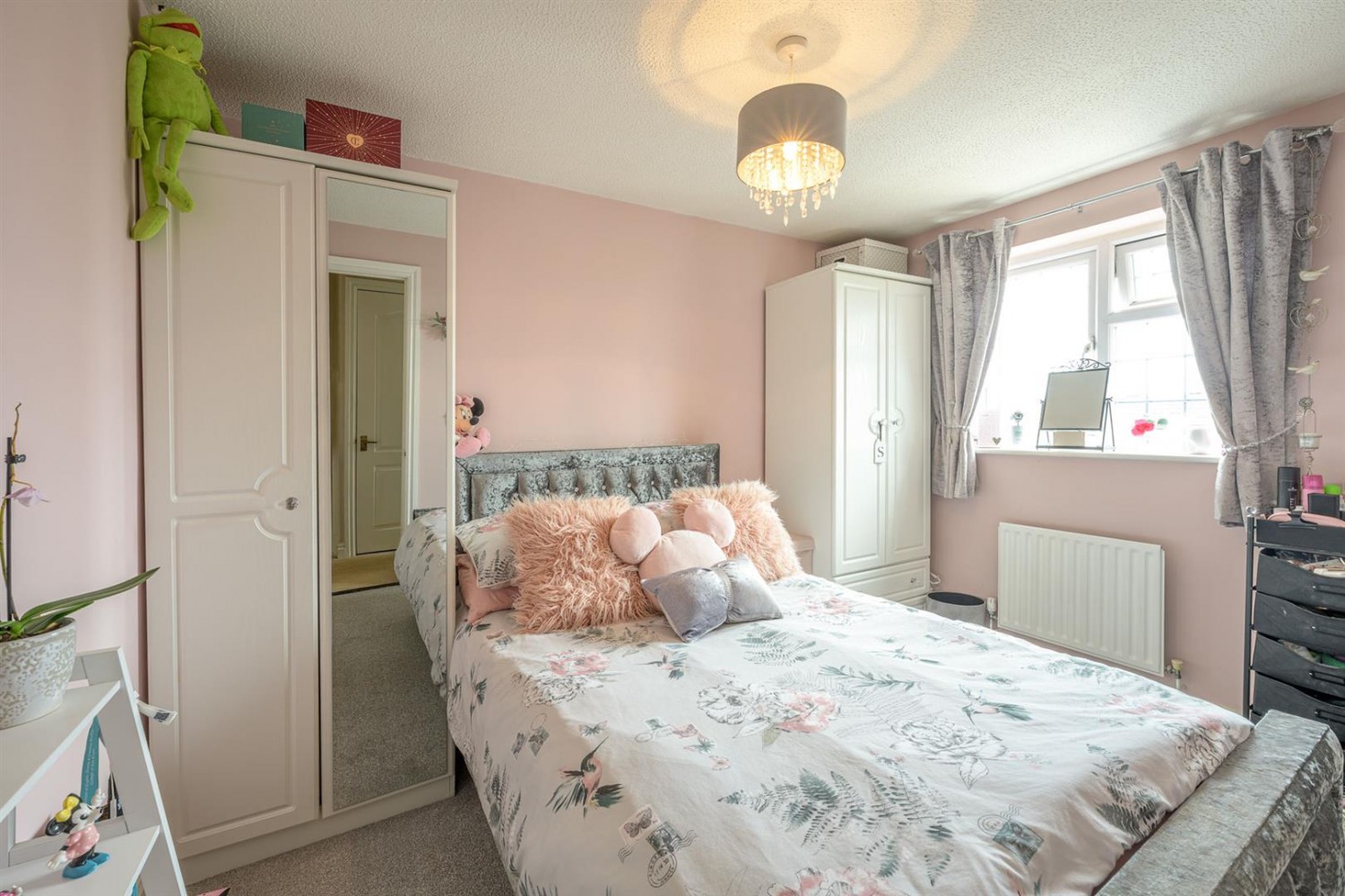 Surrey Drive, Kingswinford, DY6 8HR