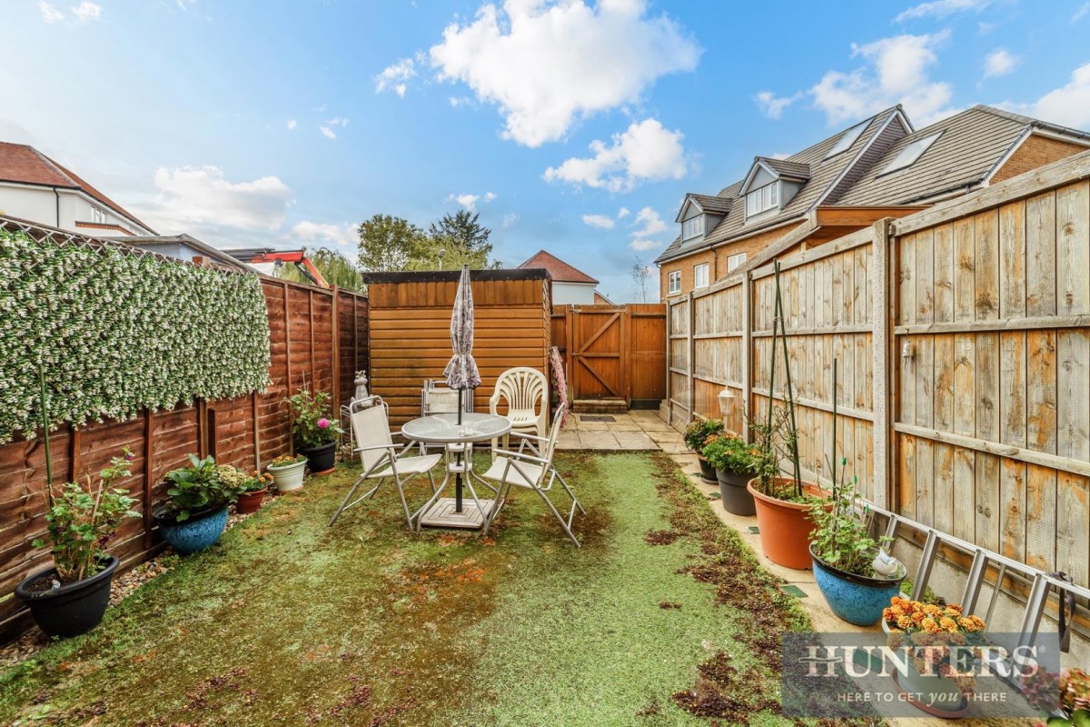 Alpine Close, Epsom
