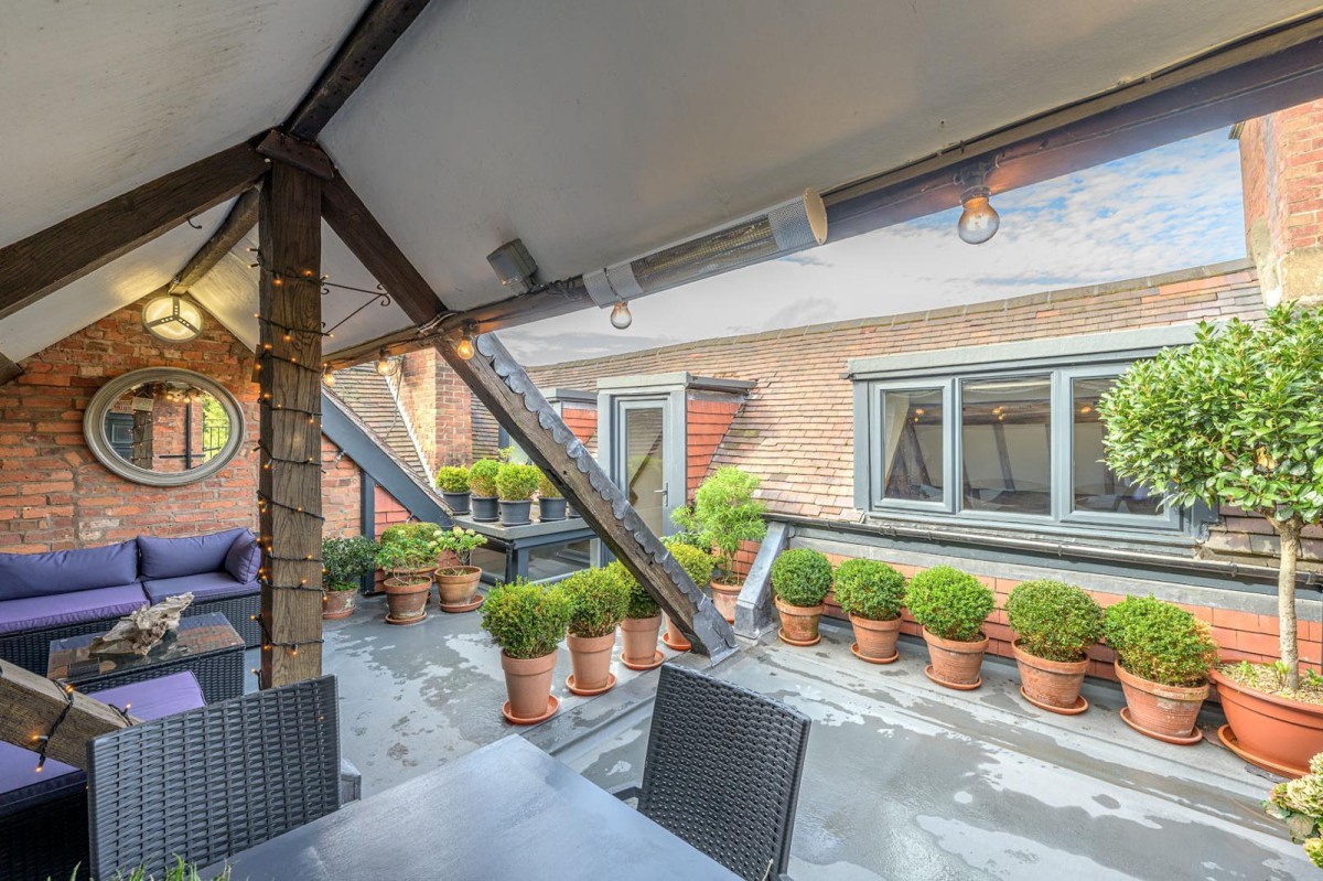 Wolverley House, Wolverley Village, DY11 5XE