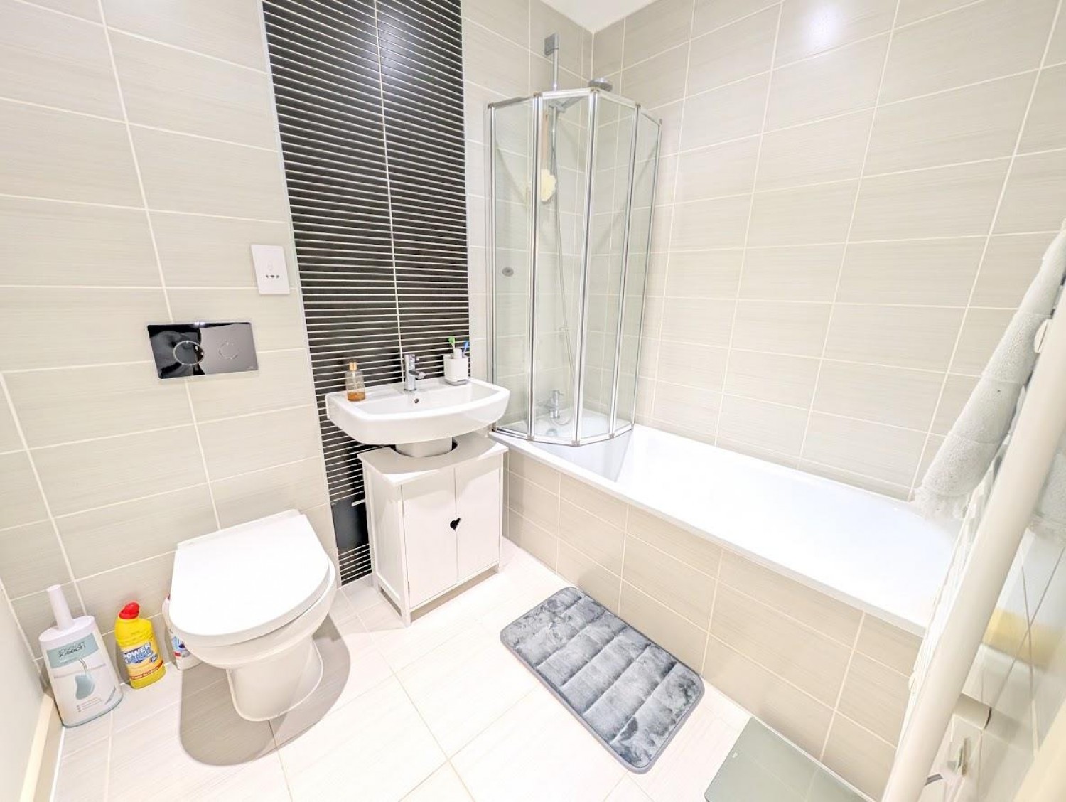 Frome Court, Thornbury