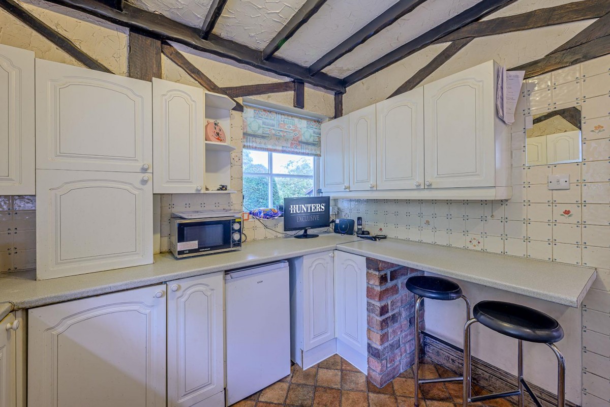 Greyhound Lane, Norton, DY8 3AG