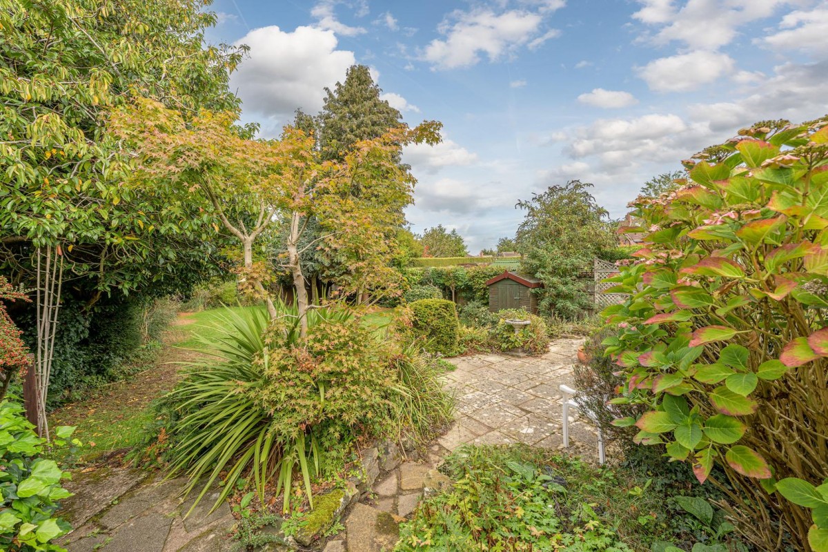 Greyhound Lane, Norton, DY8 3AG