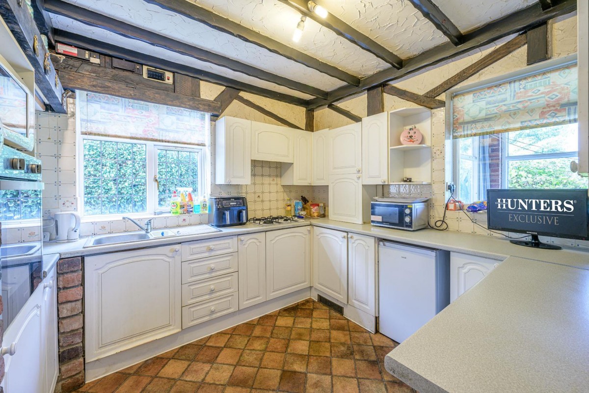 Greyhound Lane, Norton, DY8 3AG