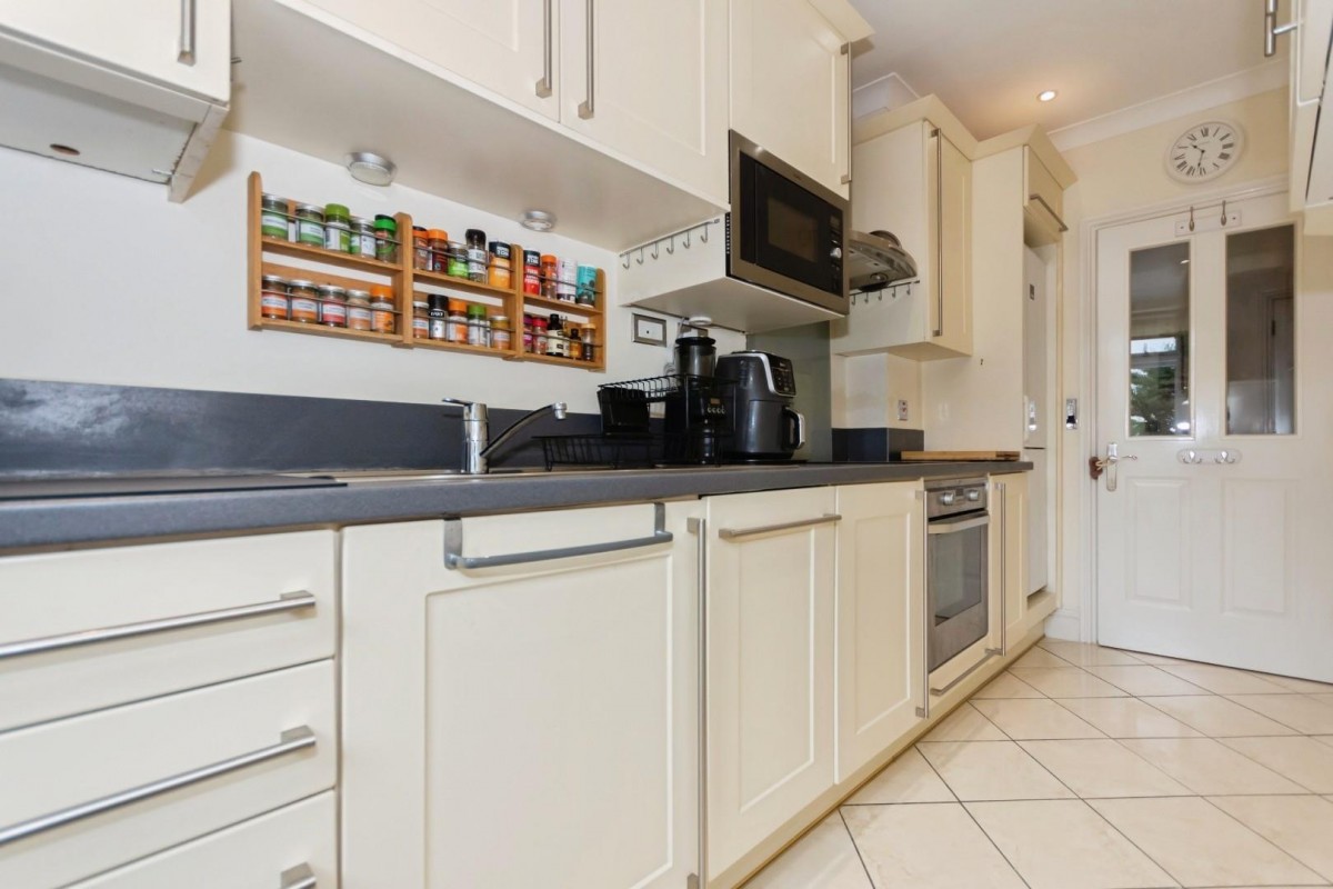 Kenilworth House, Station Road, Dorridge, Solihull