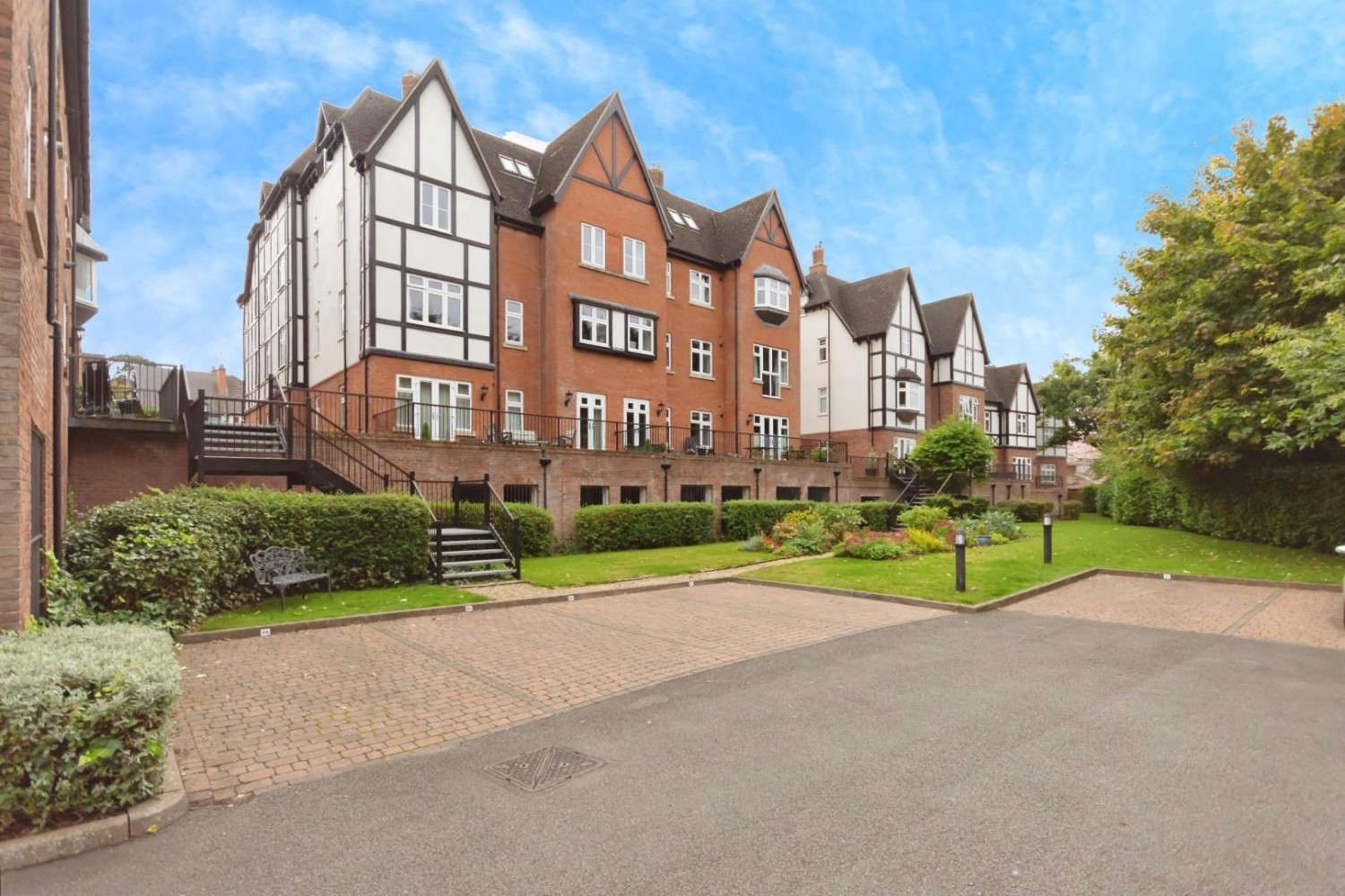 Kenilworth House, Station Road, Dorridge, Solihull