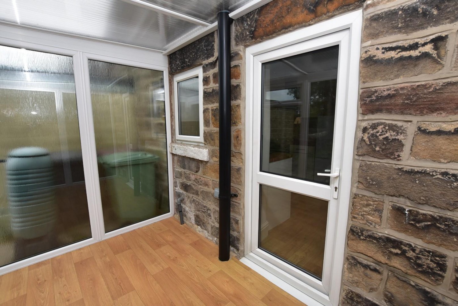 New Road, Holymoorside, Chesterfield, S42 7EN