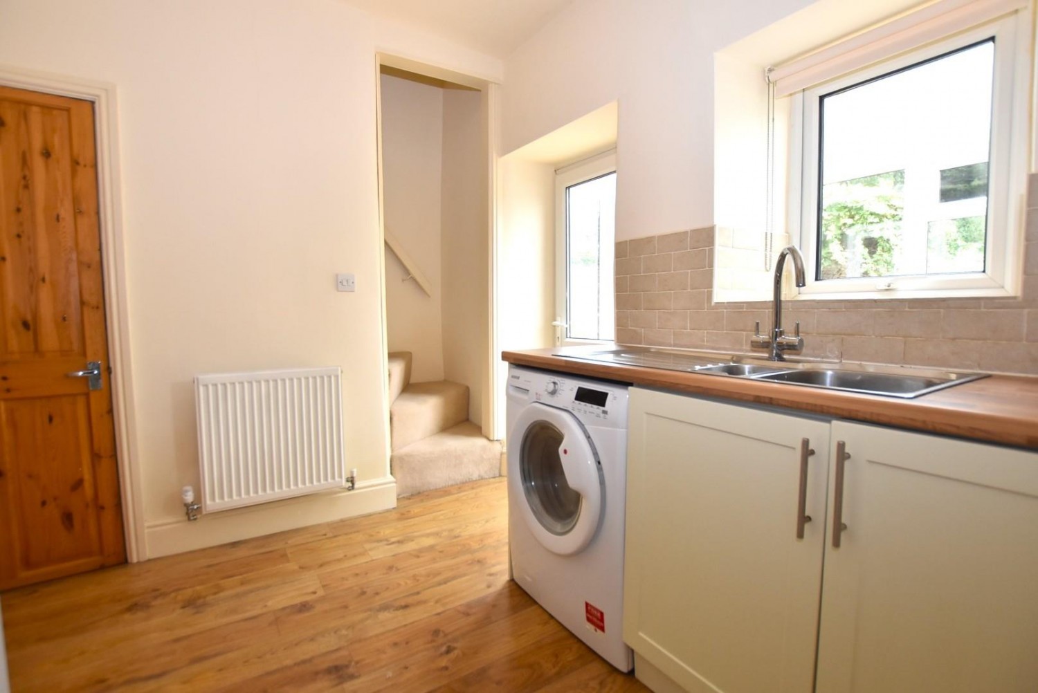 New Road, Holymoorside, Chesterfield, S42 7EN