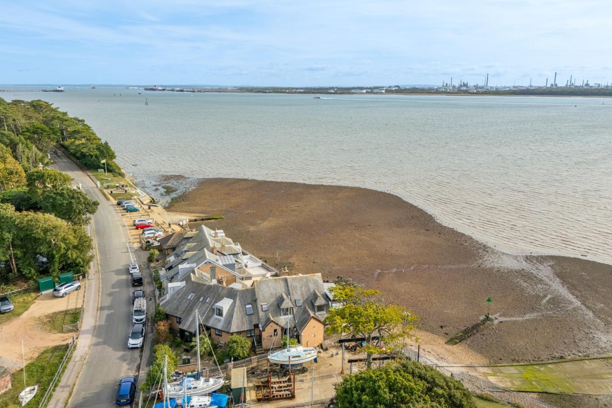 Ferrymans Quay, Netley Abbey, Southampton