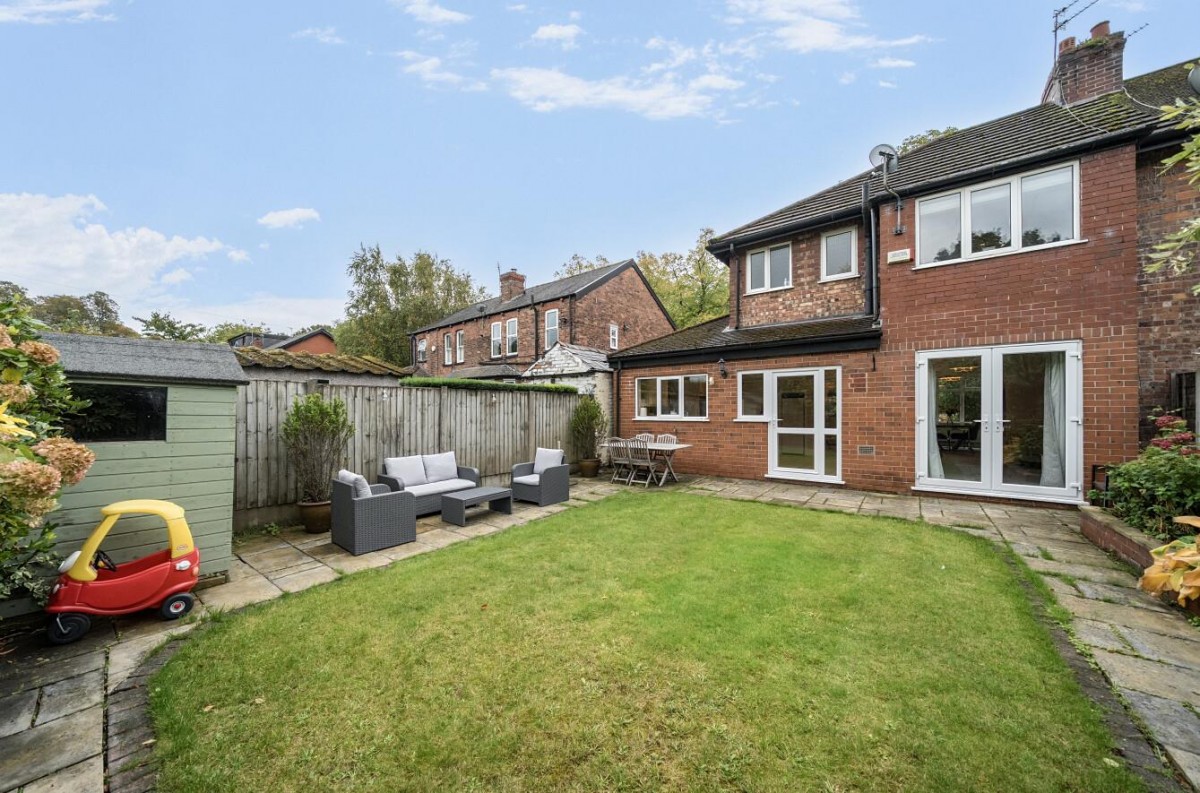 Lumber Lane, Worsley