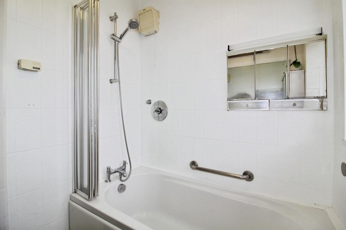 Blue Hill Crescent, Leeds