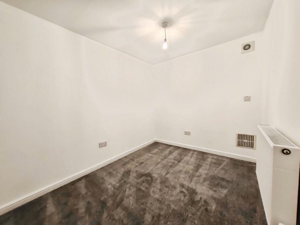 Elm Park, Reading, RG30 2HX